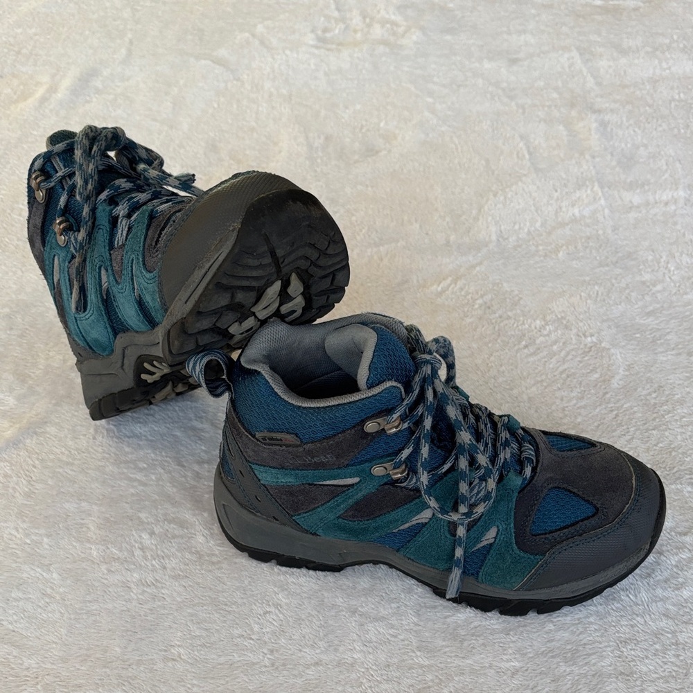 L.L. Bean Kid’s Trail Model Hikers in Very Good Condition
